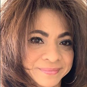 Meet your Posher, Michele